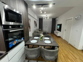 East Gate Luxury Apartment